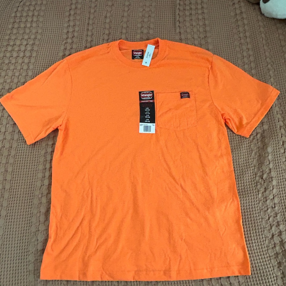 Wrangler Men's Vibrant Orange Short Sleeve Tee